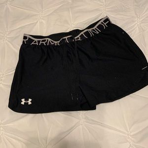 UNDER ARMOUR SHORTS
